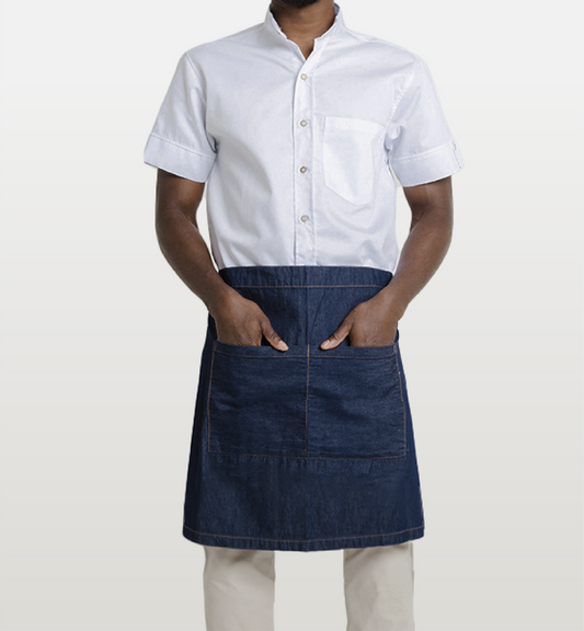 Delantal personalizado en tela jeans, con diseño moderno y resistente, ideal para cafés, bares, restaurantes, ferias y campañas promocionales – Stamparbq Tiltex.