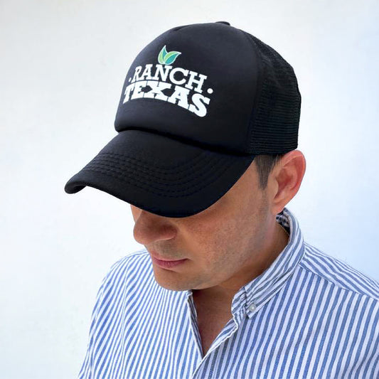 Gorra camionera personalizada con parte trasera en malla, ideal para campañas publicitarias, eventos corporativos y visibilidad de marca en exteriores – Stamparbq Tiltex.