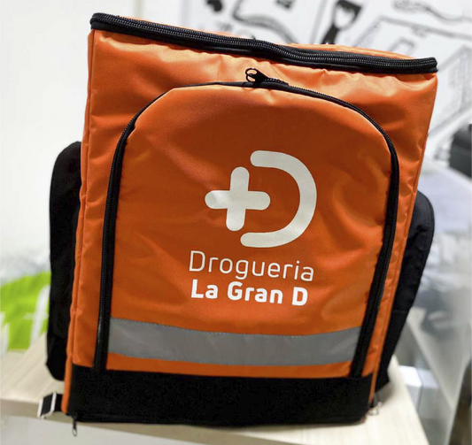 Maletín domiciliario personalizado en lona resistente, ideal para entregas de alimentos, logística de reparto y dotaciones empresariales – Stamparbq Tiltex.