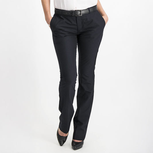 Pantalón administrativo para mujer en tela Lafayette, con diseño formal y cómodo, ideal para oficinas, empresas, dotaciones institucionales y atención al cliente – Stamparbq Tiltex.